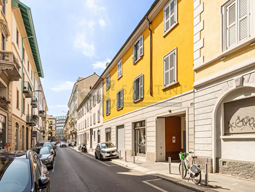 Immagine 25 di Appartamento in vendita  in via Pietro Maroncelli 9 a Milano
