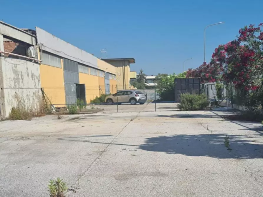 Immagine 6 di Capannone industriale in vendita  in Via degli Armatori, 55041 Le Bocchette LU, Italia a Camaiore