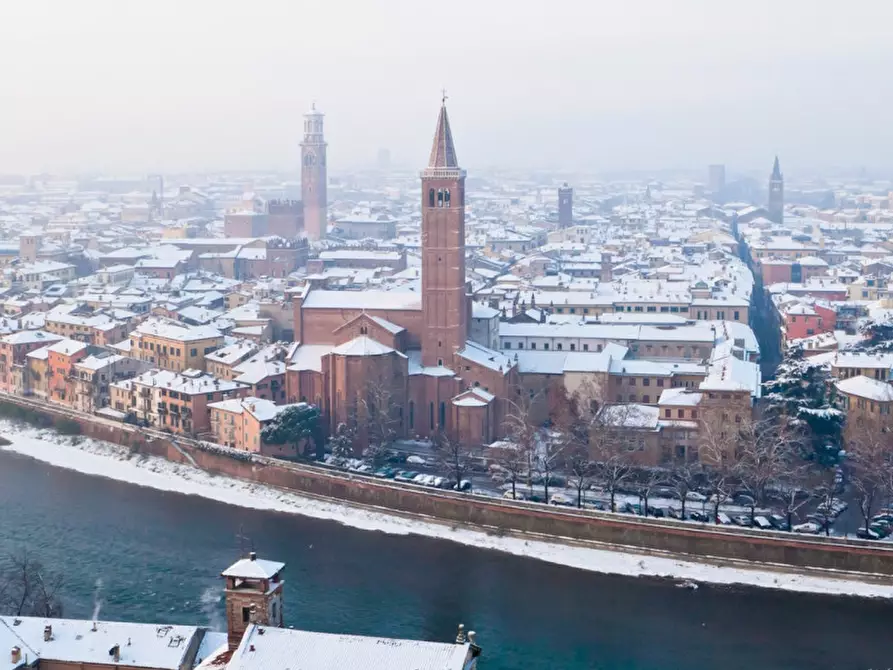 Immagine 6 di Appartamento in vendita  in Via Mazzini a Verona