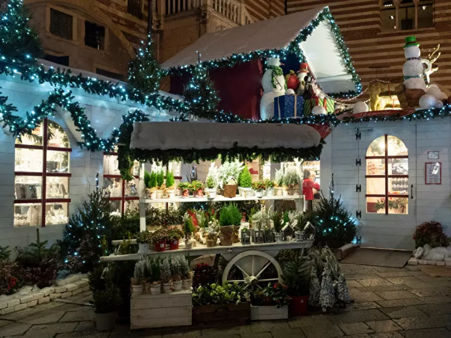 Immagine 9 di Appartamento in vendita  in Via Mazzini a Verona