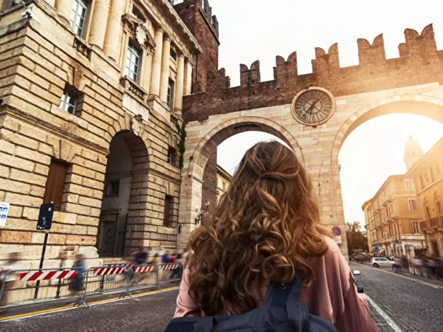 Immagine 31 di Appartamento in vendita  in Via Mazzini a Verona