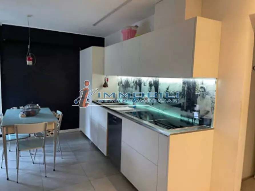 Immagine 1 di Appartamento in vendita  a Abbiategrasso