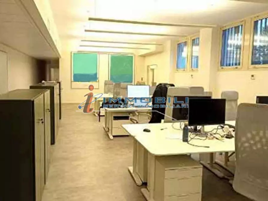 Immagine 12 di Ufficio in affitto  in VIA VESPUCCI AMERIGO a Milano