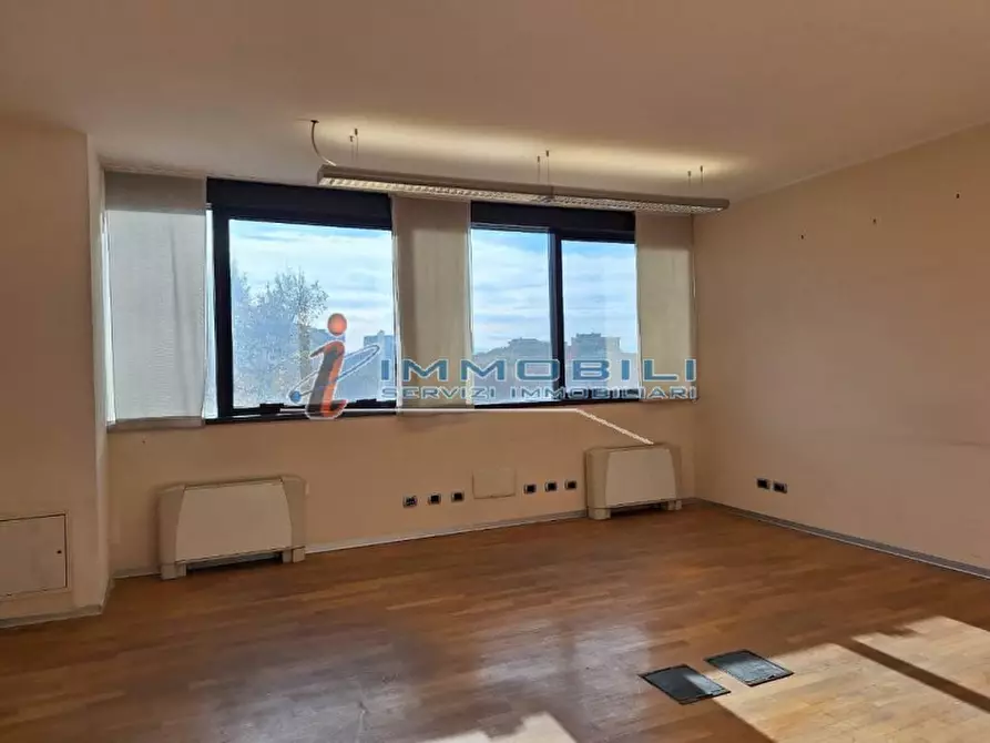 Immagine 9 di Ufficio in affitto  in VIA CANTORE GEN. a Sesto San Giovanni