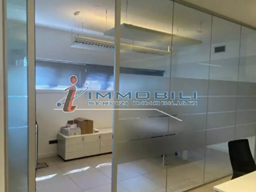 Immagine 4 di Ufficio in affitto  in VIA SETTEMBRINI L. a Lainate