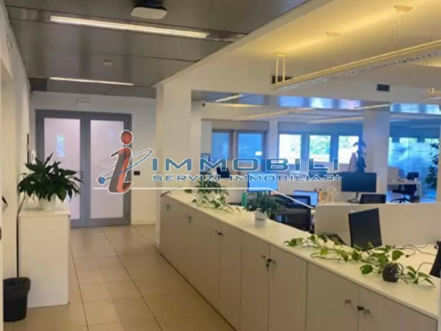 Immagine 5 di Ufficio in affitto  in VIA SETTEMBRINI L. a Lainate