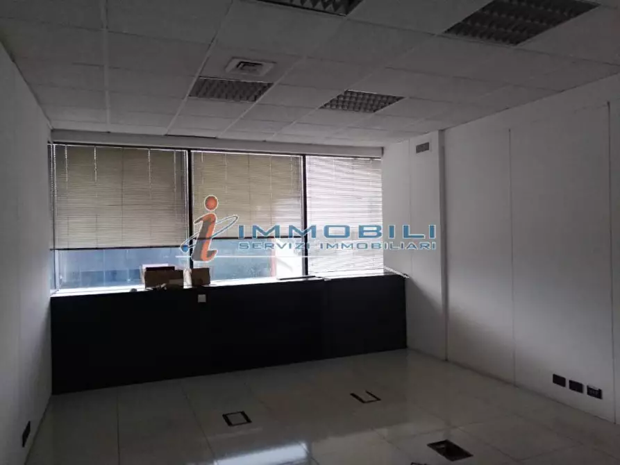 Immagine 3 di Ufficio in affitto  in STRADA 2 a Assago