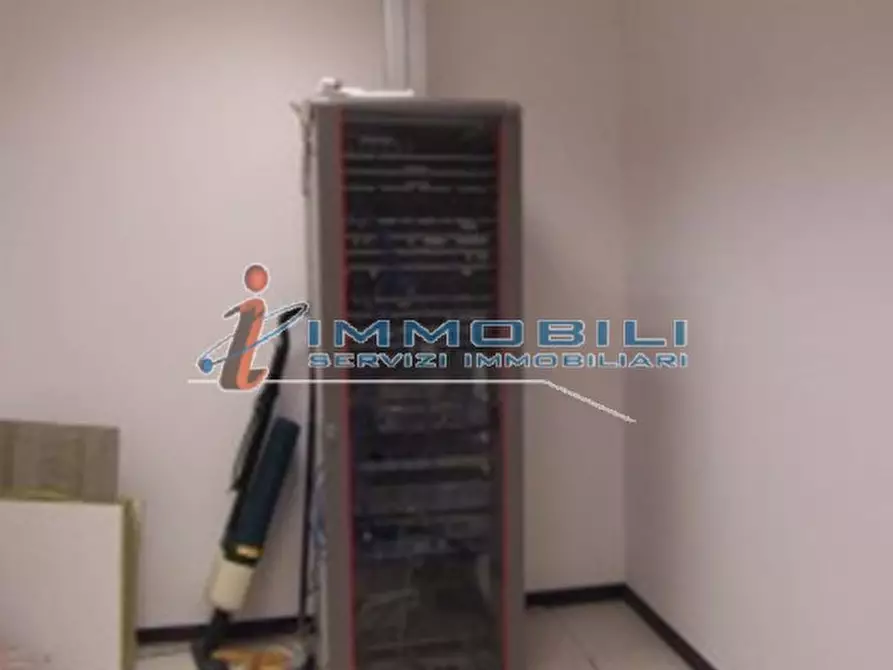 Immagine 15 di Ufficio in affitto  in STRADA 2 a Assago