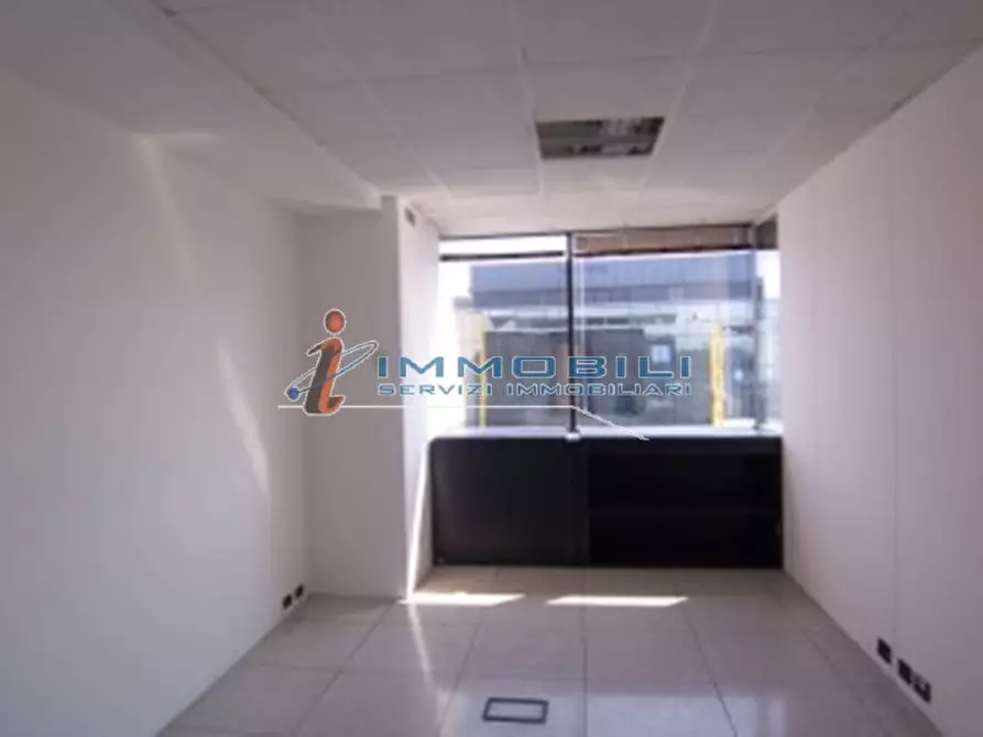 Immagine 16 di Ufficio in affitto  in STRADA 2 a Assago