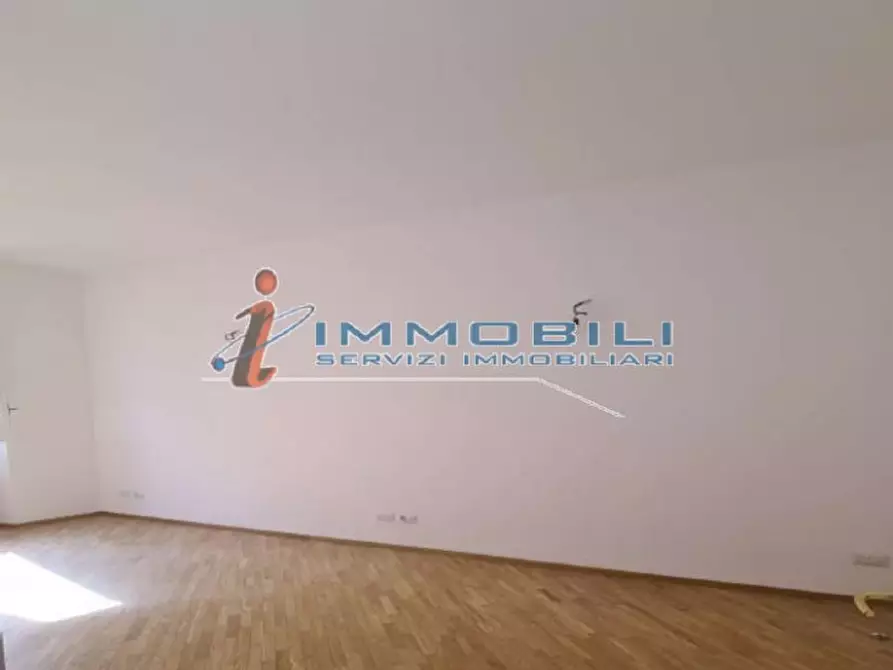 Immagine 4 di Ufficio in affitto  in LARGO AUGUSTO a Milano