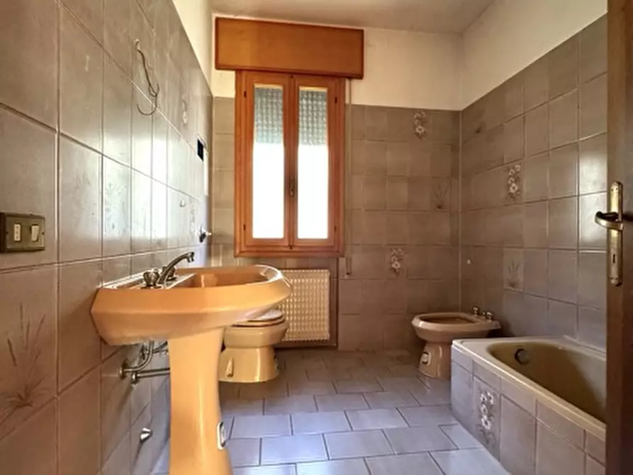 Immagine 17 di Appartamento in vendita  in Via Burani a Salcedo