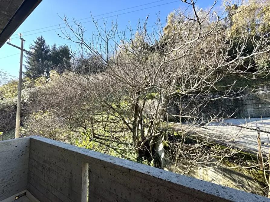 Immagine 21 di Appartamento in vendita  in Via Burani a Salcedo