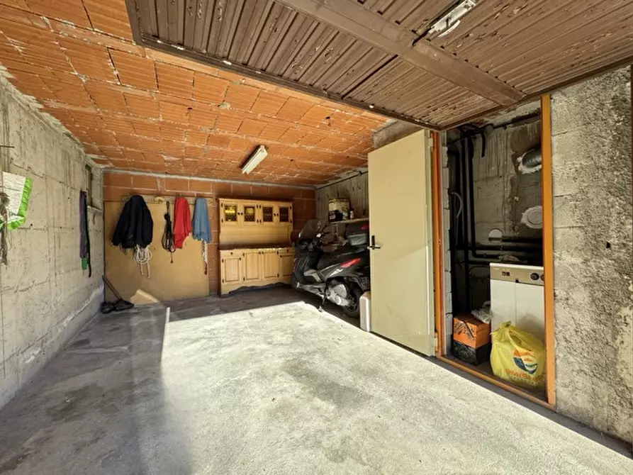 Immagine 25 di Appartamento in vendita  in Via Burani a Salcedo