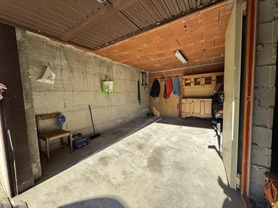 Immagine 26 di Appartamento in vendita  in Via Burani a Salcedo