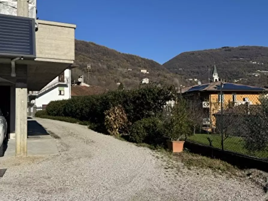 Immagine 27 di Appartamento in vendita  in Via Burani a Salcedo