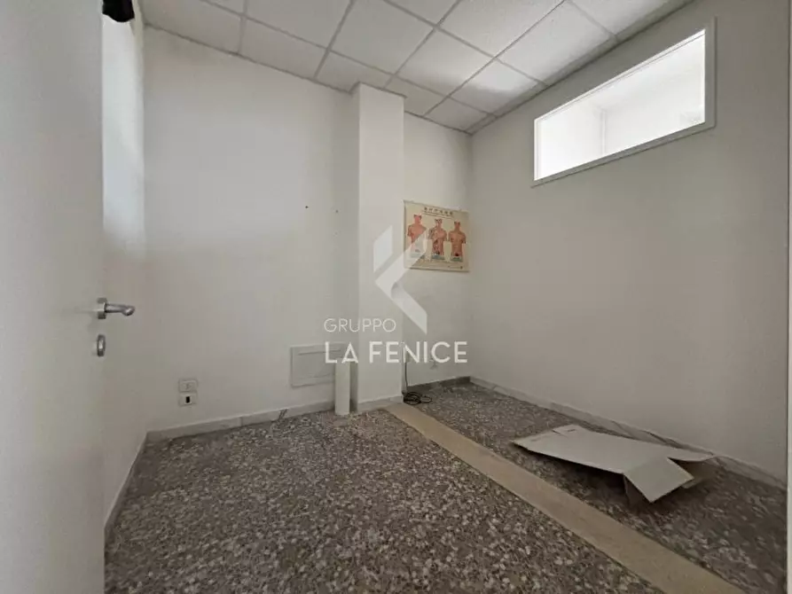 Immagine 9 di Casa indipendente in vendita  in viale europa 8 a Martina Franca