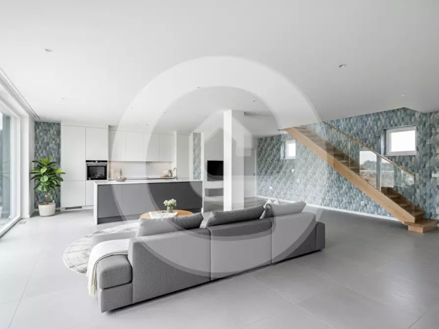 Immagine 3 di Casa bifamiliare in vendita  a Santa Giustina In Colle