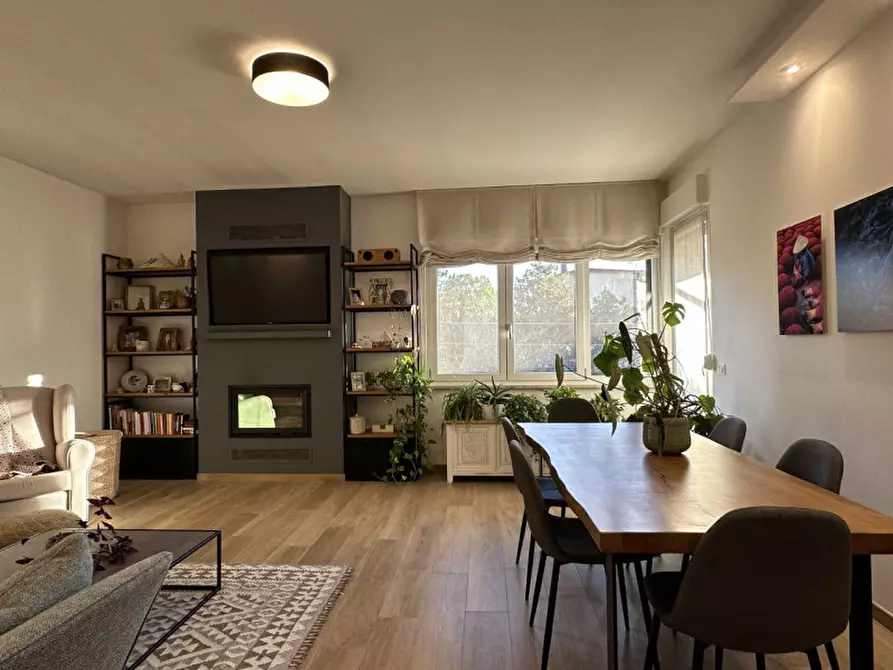 Immagine 1 di Appartamento in vendita  in Via colombicchio a Cormons