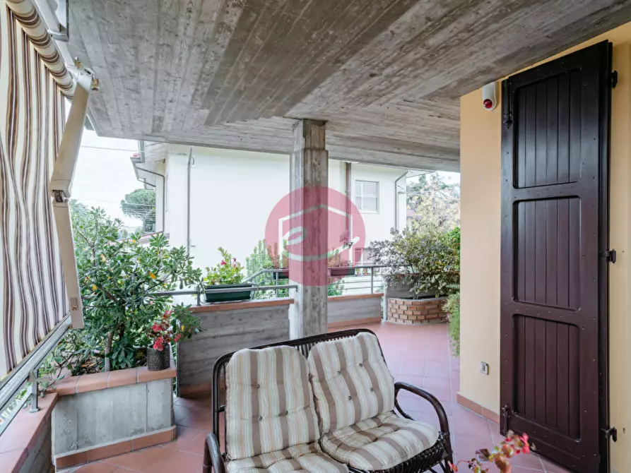 Immagine 8 di Villa in vendita  a Savignano Sul Rubicone