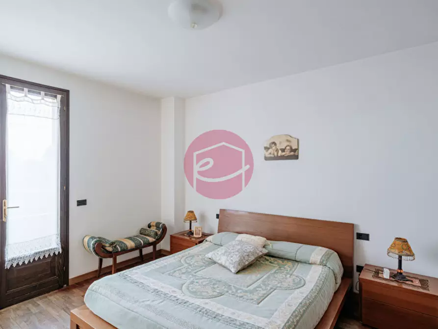 Immagine 12 di Villa in vendita  a Savignano Sul Rubicone