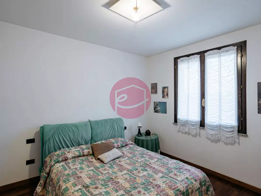 Immagine 14 di Villa in vendita  a Savignano Sul Rubicone