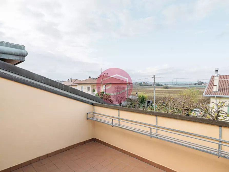 Immagine 23 di Villa in vendita  a Savignano Sul Rubicone