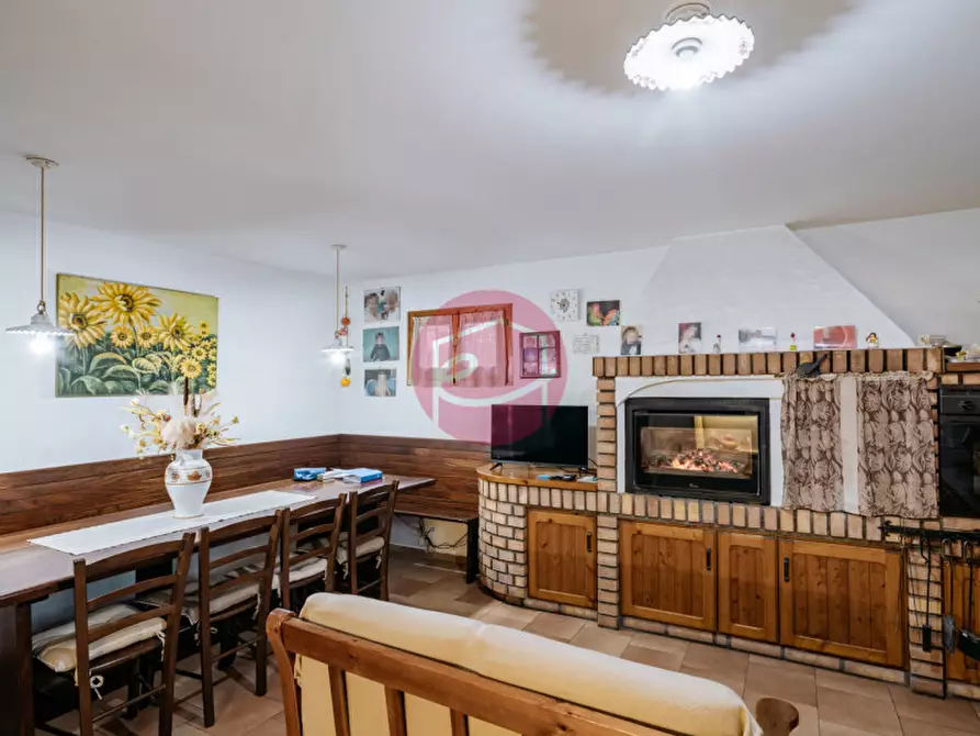 Immagine 25 di Villa in vendita  a Savignano Sul Rubicone