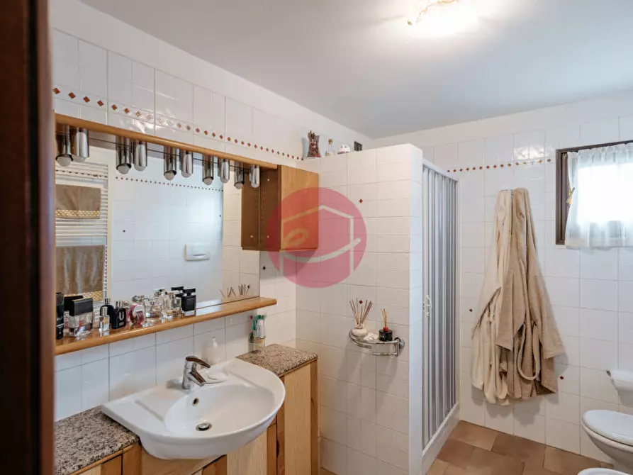 Immagine 27 di Villa in vendita  a Savignano Sul Rubicone