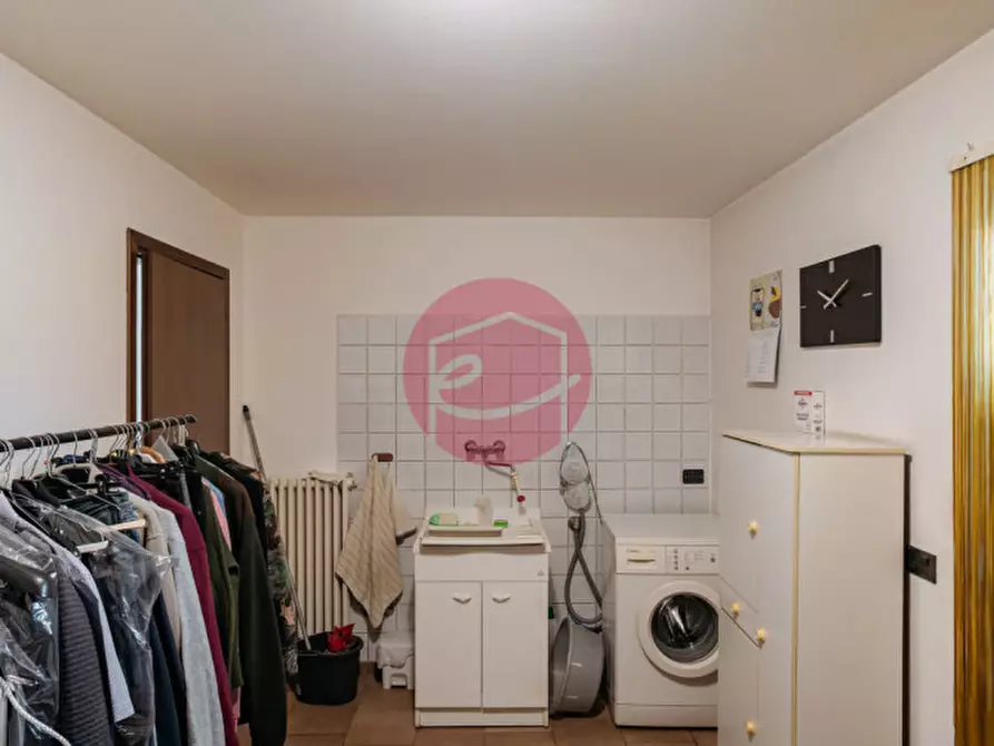 Immagine 30 di Villa in vendita  a Savignano Sul Rubicone