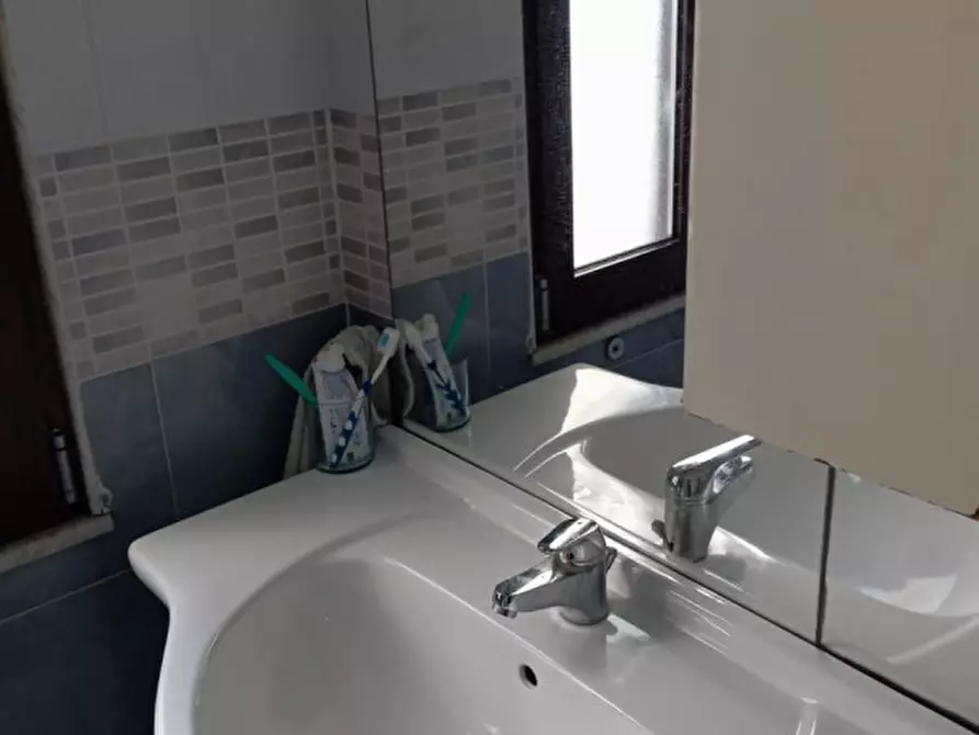 Immagine 9 di Appartamento in vendita  in via giovanni pascoli 44 a Napoli