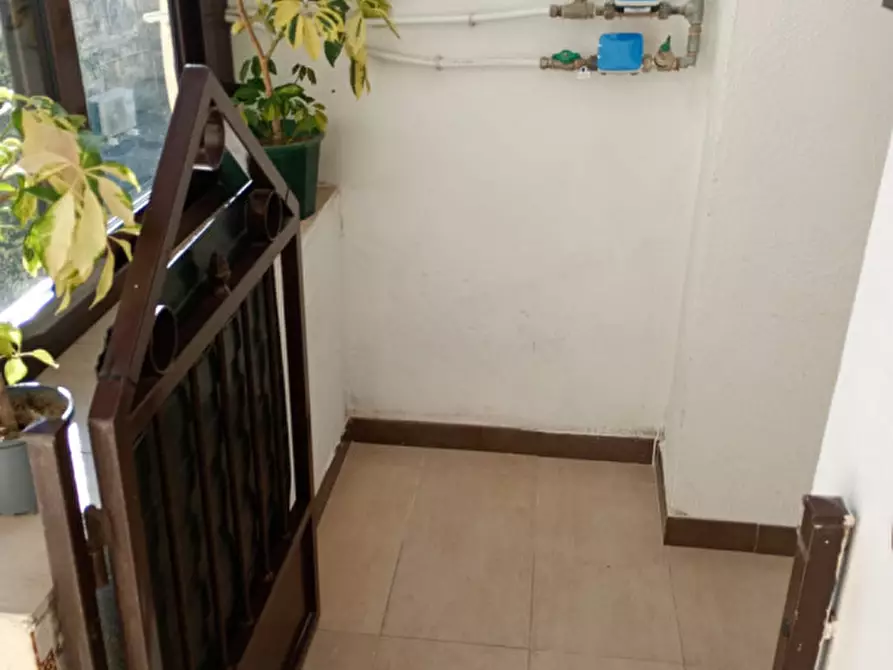 Immagine 19 di Appartamento in vendita  in via giovanni pascoli 44 a Napoli