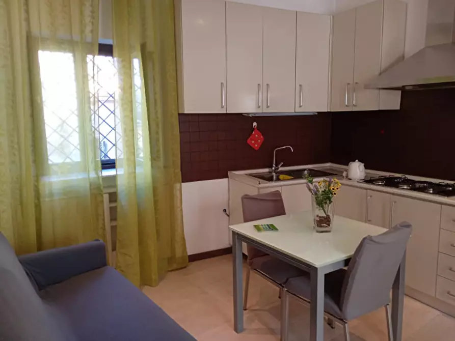 Immagine 24 di Appartamento in vendita  in via giovanni pascoli 44 a Napoli