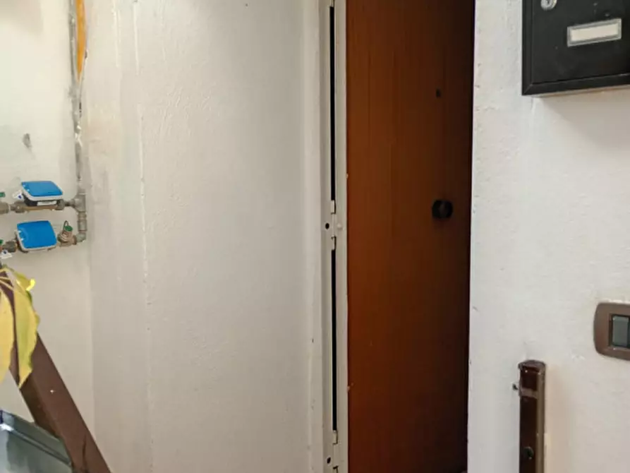 Immagine 30 di Appartamento in vendita  in via giovanni pascoli 44 a Napoli