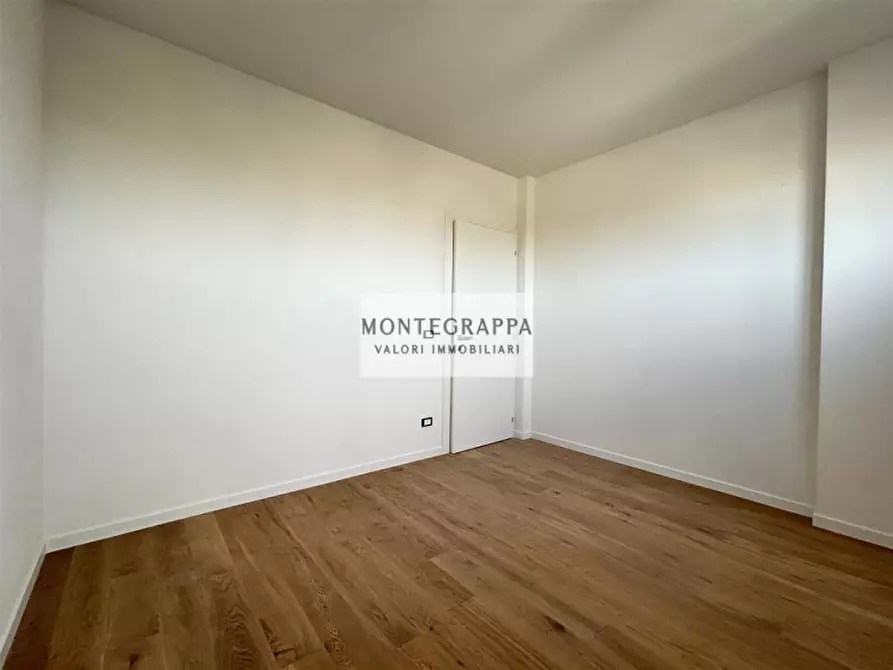 Immagine 5 di Casa bifamiliare in vendita  in Via Roma a Loreggia