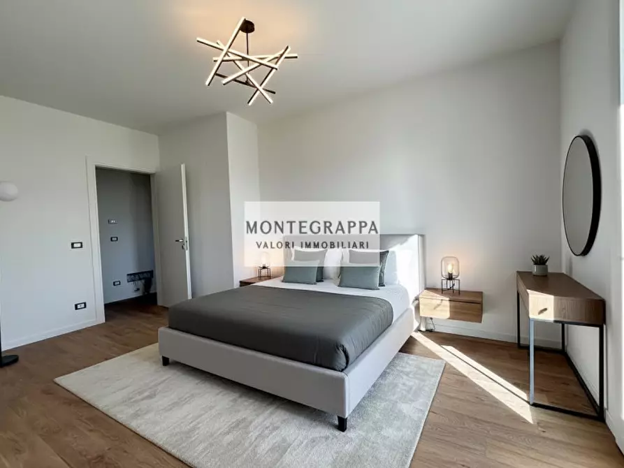 Immagine 10 di Casa bifamiliare in vendita  in Via Roma a Loreggia