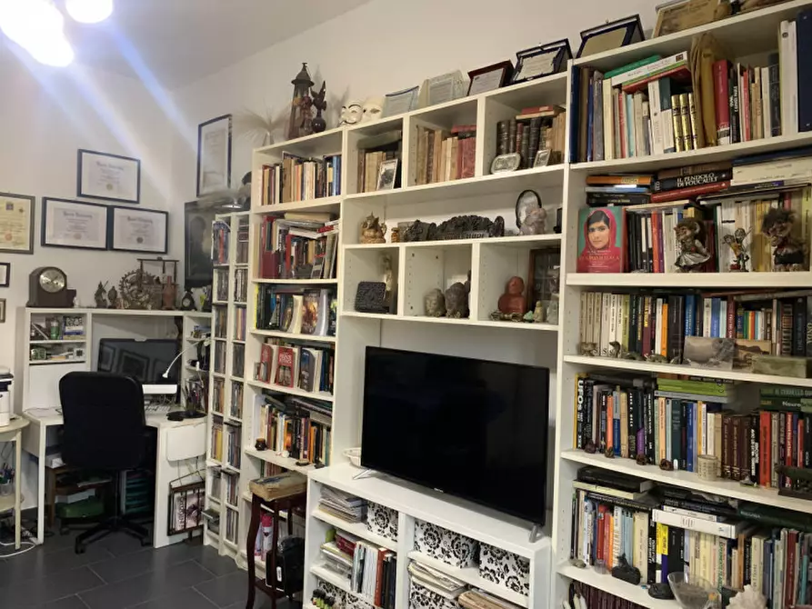 Immagine 12 di Appartamento in vendita  in VIUZZO DEI BRUNI a Firenze