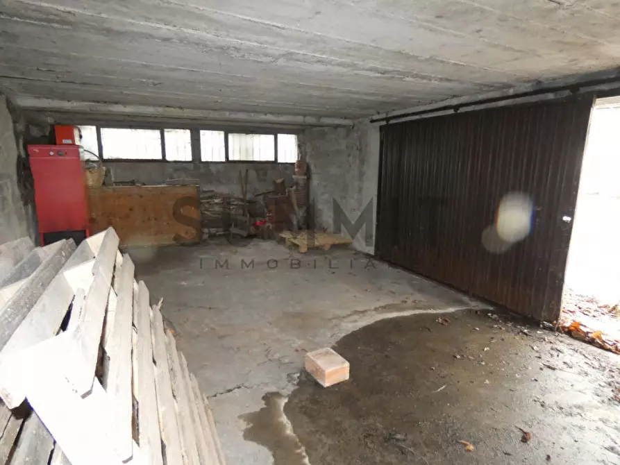 Immagine 21 di Appartamento in vendita  a Valli Del Pasubio