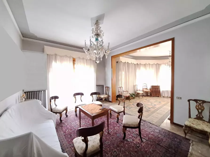 Immagine 5 di Villa in vendita  in Via Benedetto Croce a Rovigo