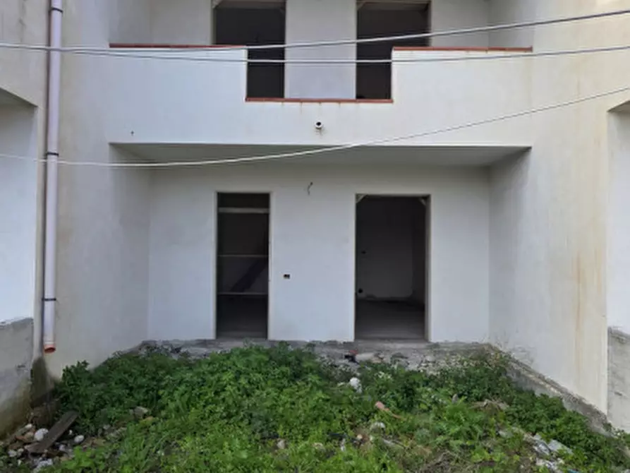 Immagine 4 di Villa in vendita  in VIA VALDINA, 26 a Valdina