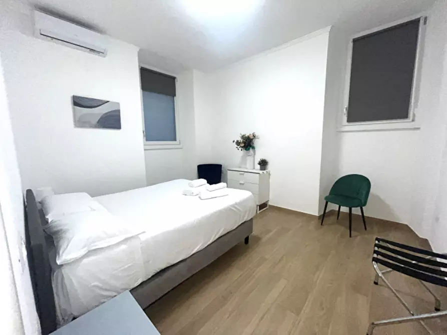 Immagine 13 di Appartamento in vendita  in Via Marziale a Roma