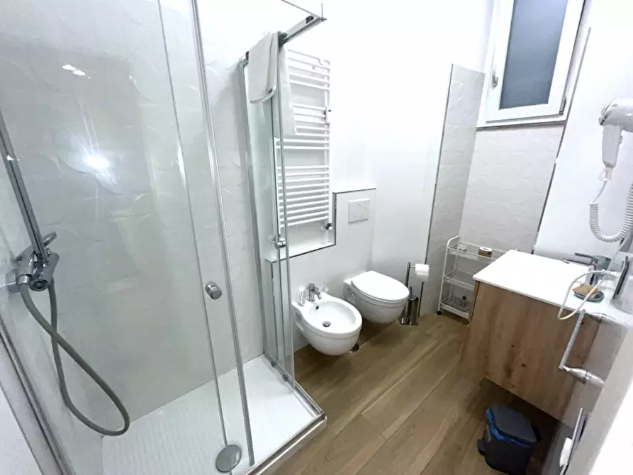 Immagine 14 di Appartamento in vendita  in Via Marziale a Roma