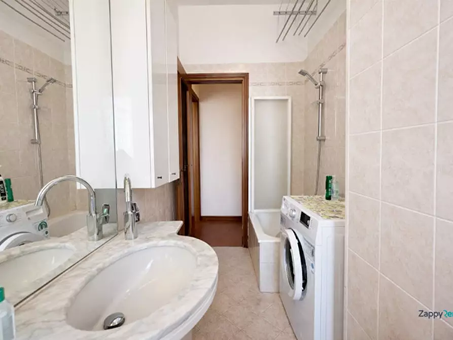 Immagine 23 di Appartamento in affitto  in Via Pellegrino Rossi a Milano