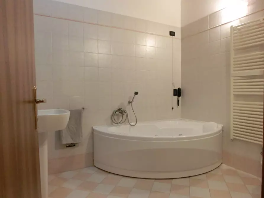 Immagine 15 di Appartamento in vendita  a Salzano