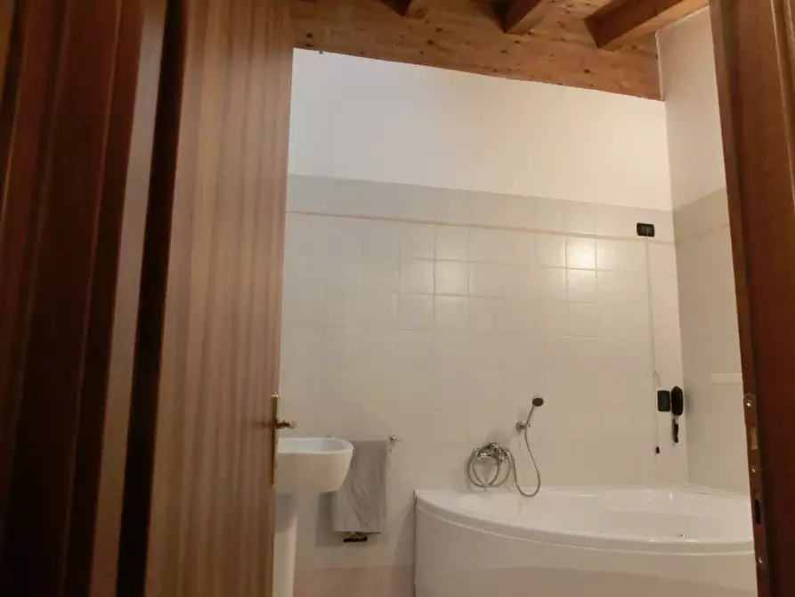 Immagine 17 di Appartamento in vendita  a Salzano