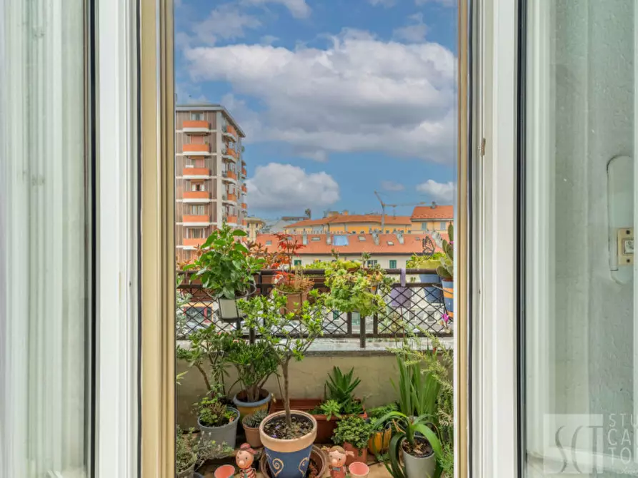 Immagine 18 di Appartamento in vendita  in Alzaia Naviglio Pavese, 60 a Milano