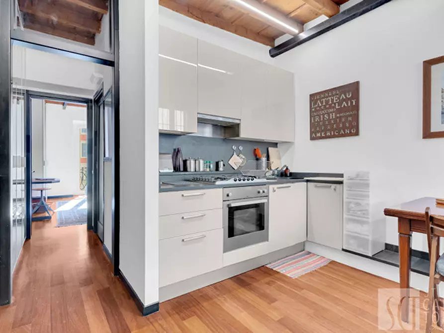 Immagine 1 di Appartamento in affitto  in alzaia naviglio pavese, 6 a Milano