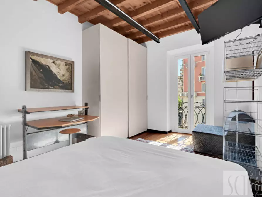 Immagine 8 di Appartamento in affitto  in alzaia naviglio pavese, 6 a Milano