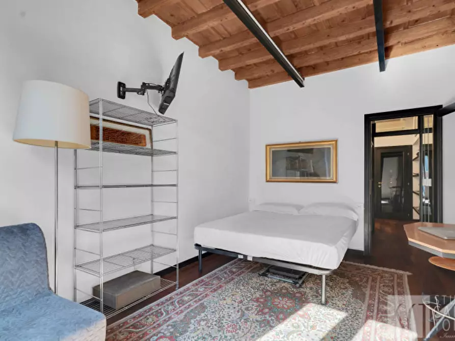 Immagine 11 di Appartamento in affitto  in alzaia naviglio pavese, 6 a Milano