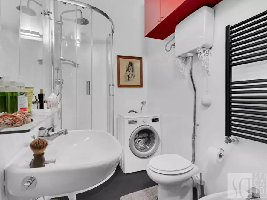 Immagine 13 di Appartamento in affitto  in alzaia naviglio pavese, 6 a Milano