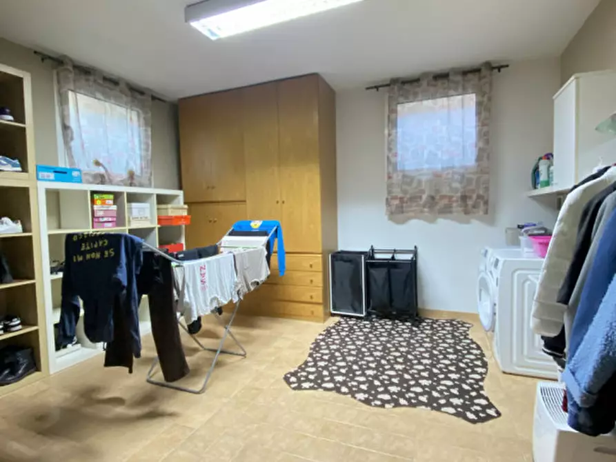 Immagine 14 di Casa bifamiliare in vendita  a Rossano Veneto